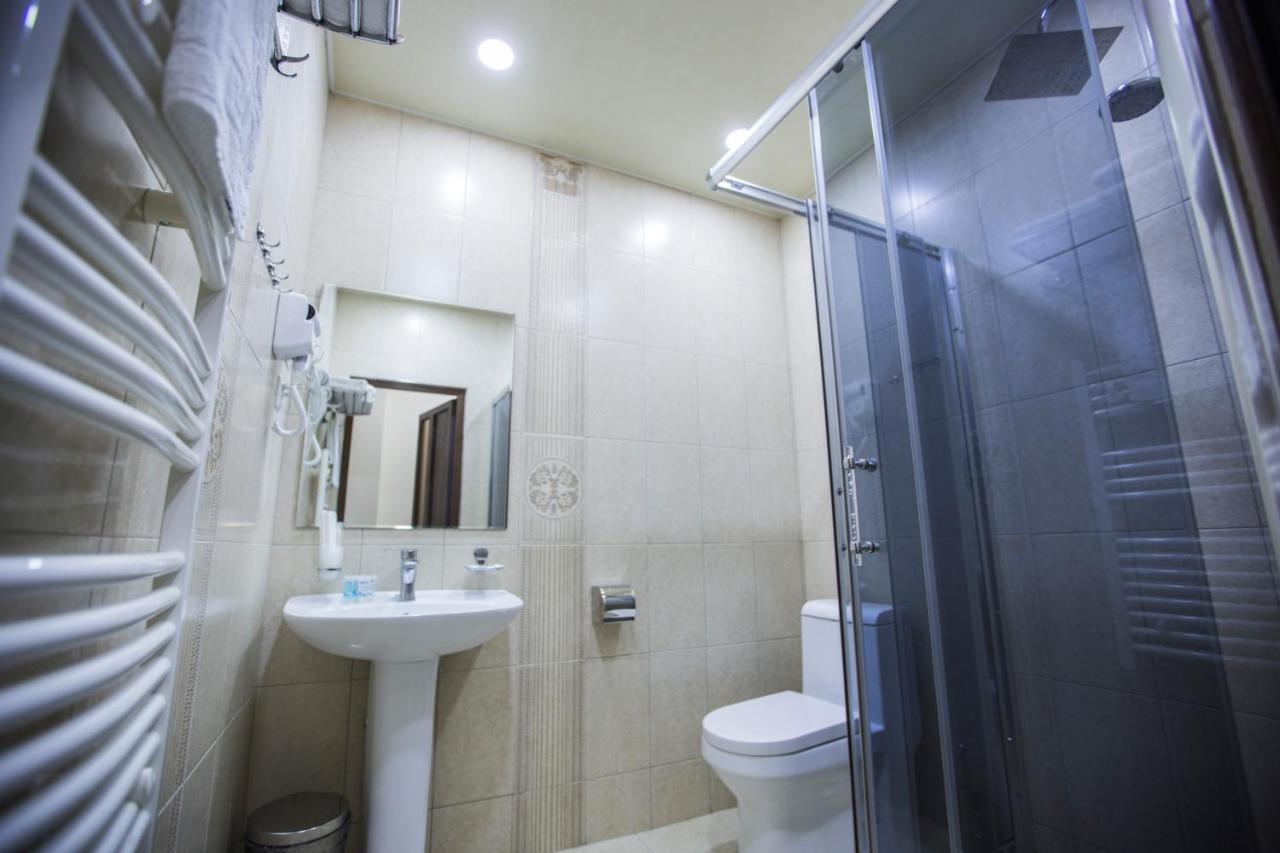 Hobby Hotel Yerevan Exterior foto