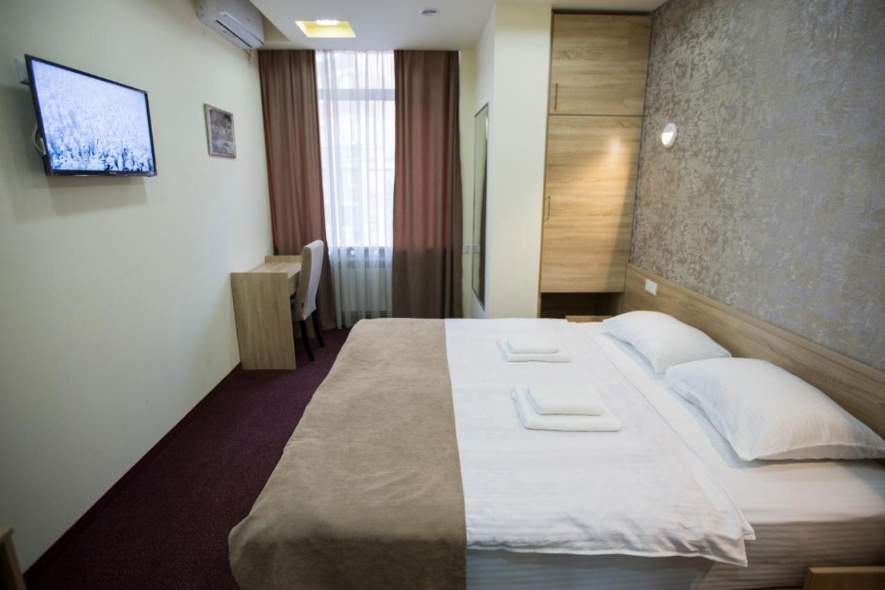 Hobby Hotel Yerevan Exterior foto